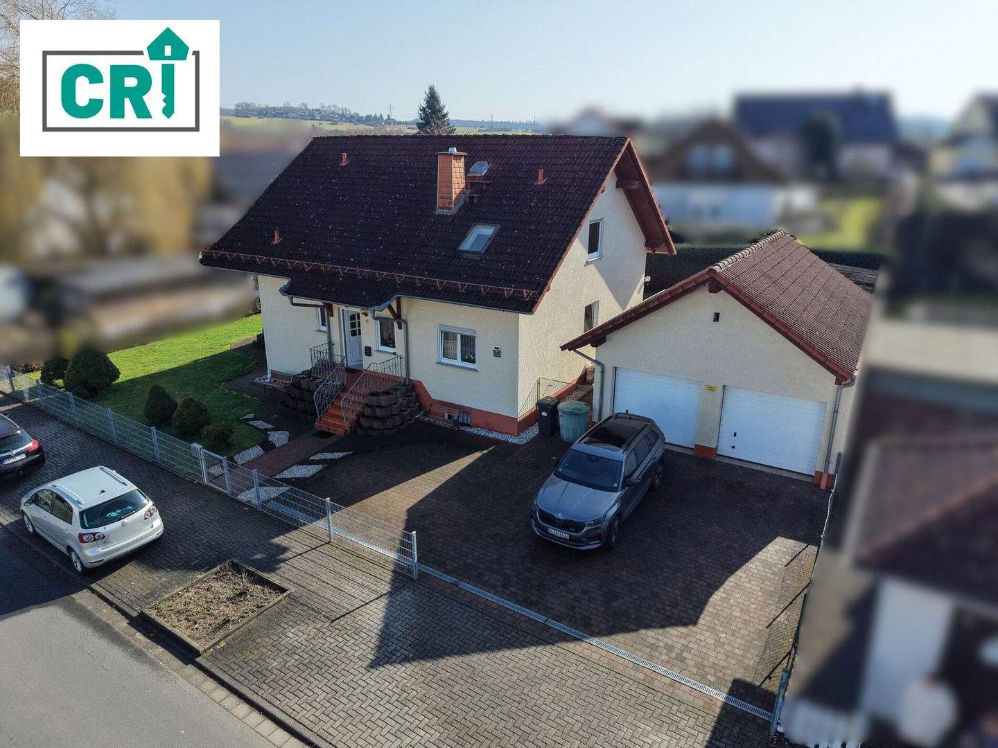 Einfamilienhaus mit drei Wohnetagen, Garten und Doppelgarage, 35305 Grünberg