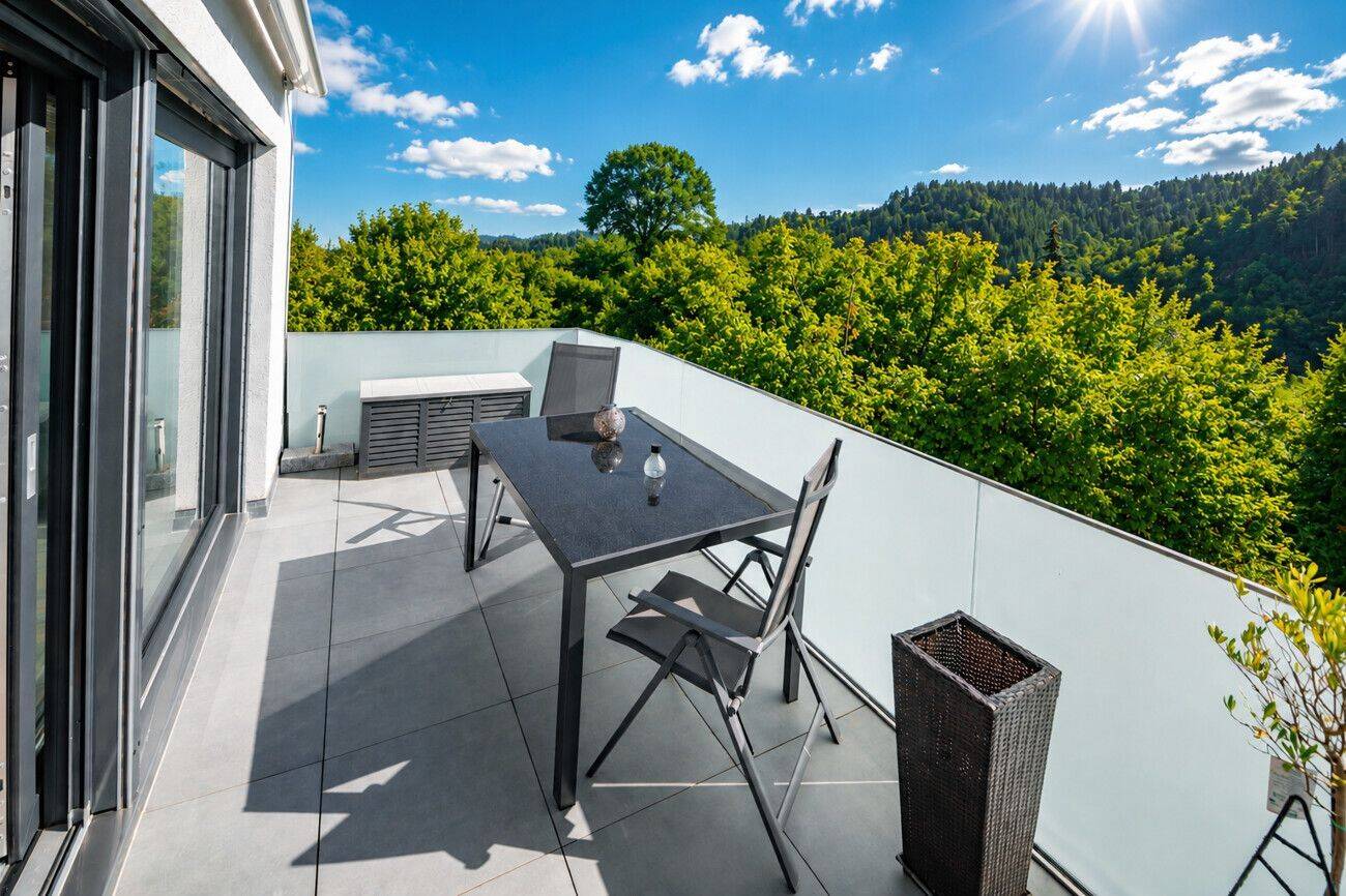 Modernes Wohnen mit Weitblick – 3 Zimmer, großer Sonnenbalkon & hochwertige Ausstattung, 76593 Gernsbach