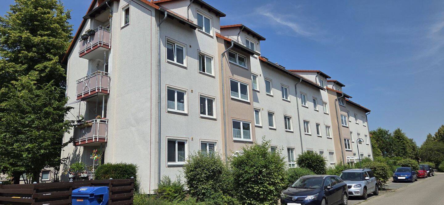 2-Zimmer-Wohnung mit Tageslichtbad und Loggia, 38820 Halberstadt