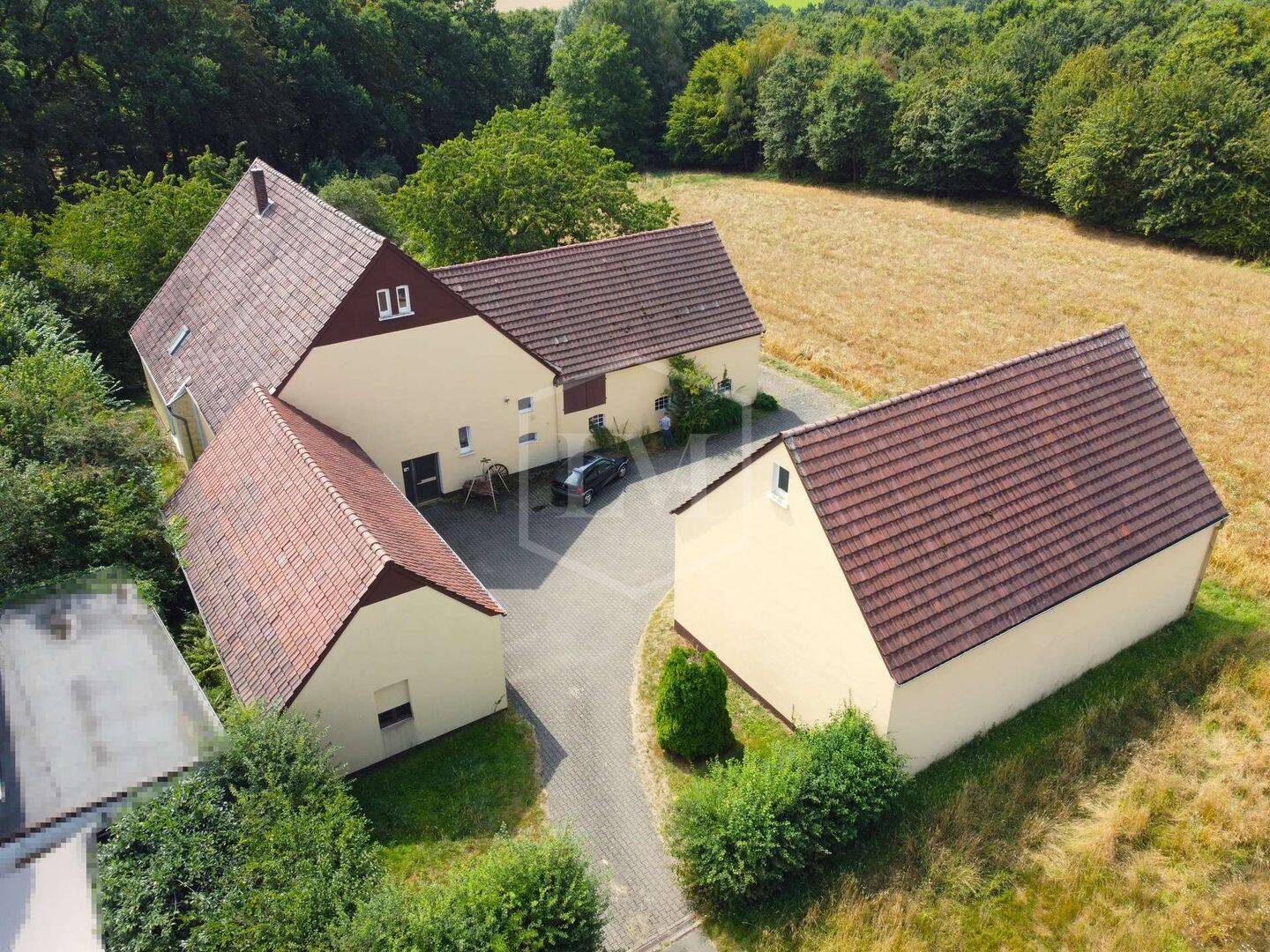 Resthof mit angrenzendem Ackerland in Herford, 32051 Herford