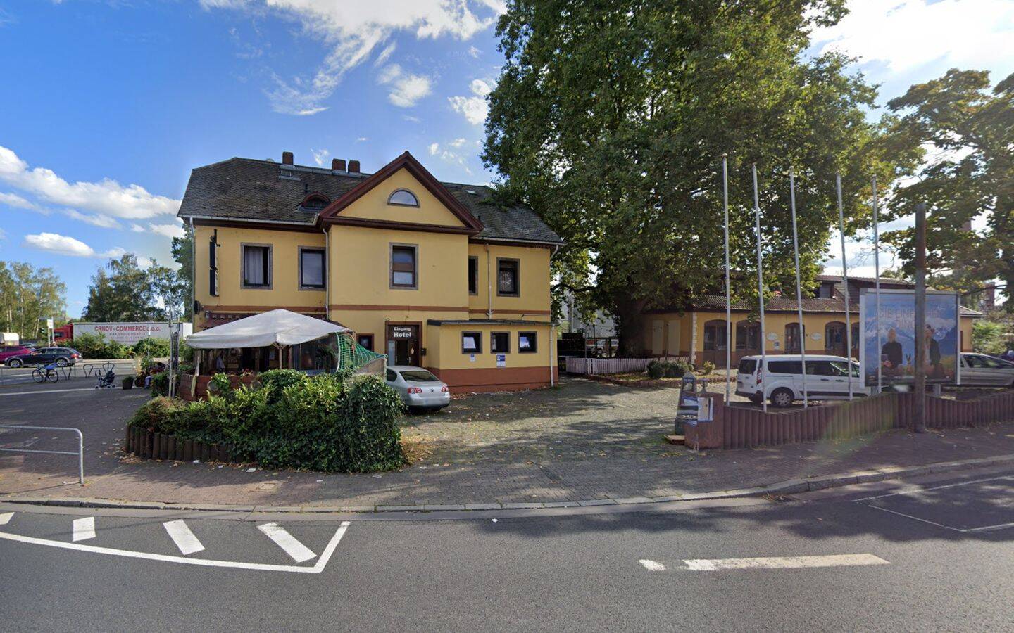 Wohnen auf Zeit & Hotel Zimmer und WG-Zimmer in Frankfurt, 60386 Frankfurt am Main (Bornheim Fechenheim Riederwald Seckbach)