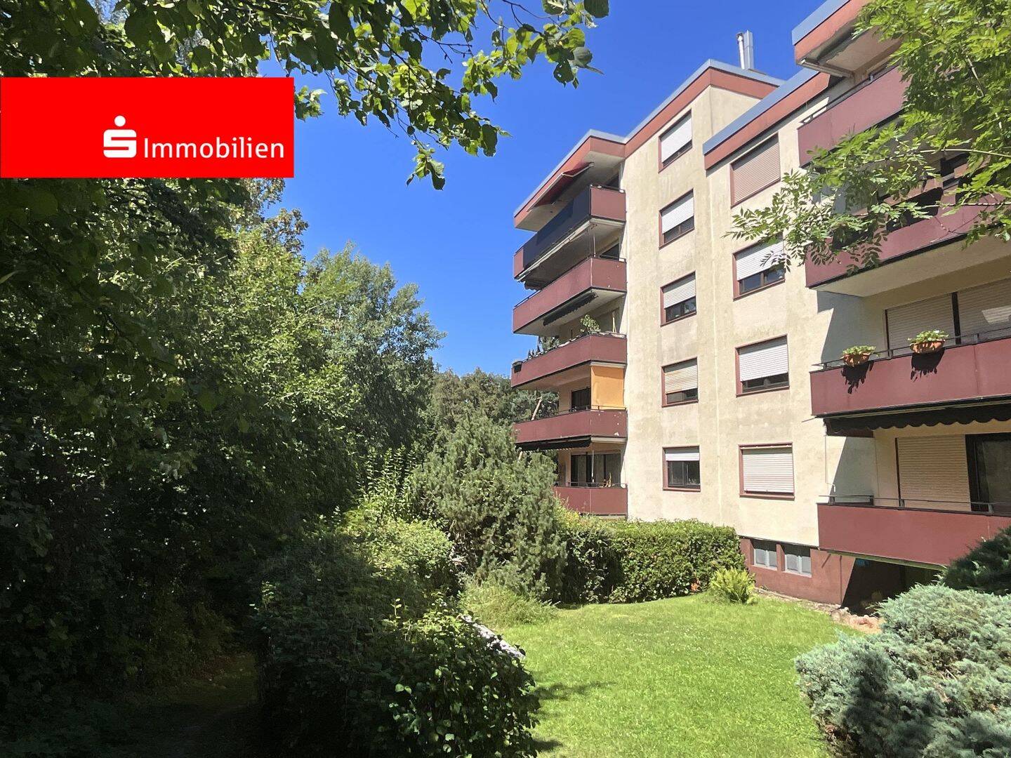 Exklusive 6-Zimmer-Eigentumswohnung mit großem Balkon in ruhiger Waldrandlage von Marburg-Wehrda, 35041 Marburg