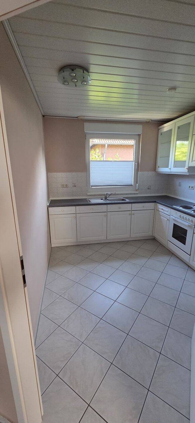 Schöne 2 Zimmerwohnung (Dachgeschoss), 38518 Gifhorn