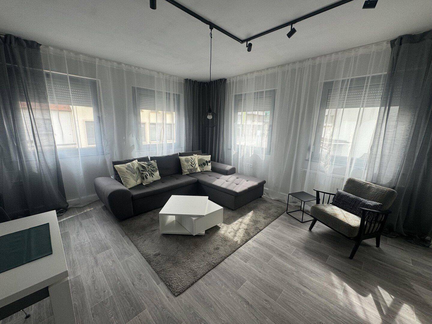 Möblierte Loft-Wohnung in zentraler Lage von Neckarsulm, 74172 Neckarsulm