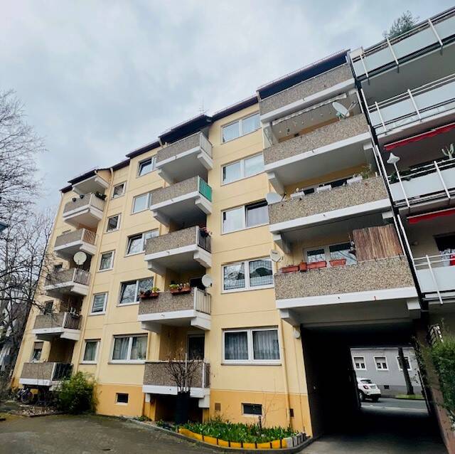 GELEGENHEIT. NÜRNBERG-NORD. PILOTYSTRASSE. KAPITAL-ANLAGE. ENORMES POTENTIAL. 2-Zi.-ETW + 3-Zi.-. ETW. IM PAKET. BALKON + LIFT. PARKPLATZ. VERMIETET !, 90408 Nürnberg (Großreuth h. d. Veste Gärten h. d. Veste Maxfeld Nordbahnhof Sankt Johannis)