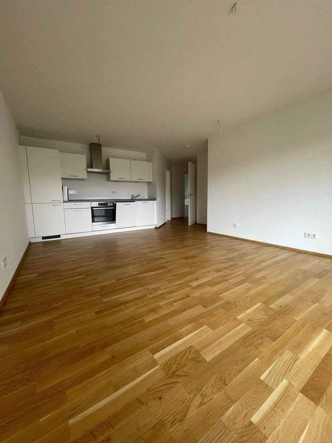 Sonnige 3-Zimmer Whg mit Einbauküche, Balkon und TG-Stellplatz, 90547 Stein