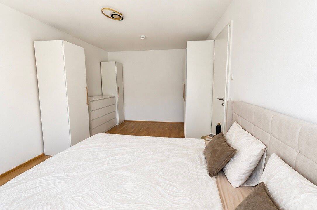 Neubau 2-Zimmerwohnung mit Einbauküche, Balkon und Tiefgarage, 90547 Stein