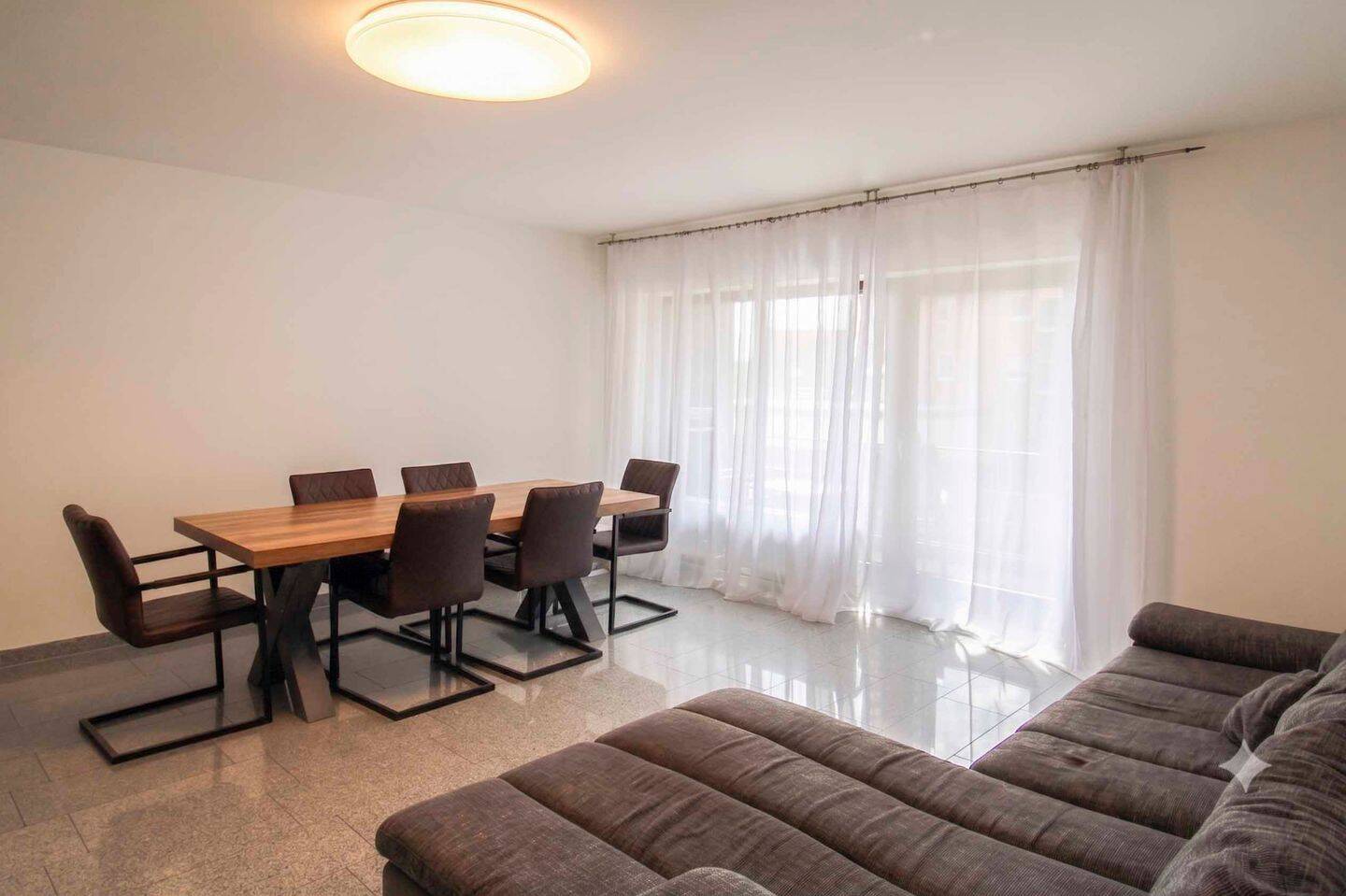 Wohnen mit Stil: Modernisierte 4-Zimmer-Wohnung mit Balkon, Garage & Nobilia-Küche, 48653 Coesfeld