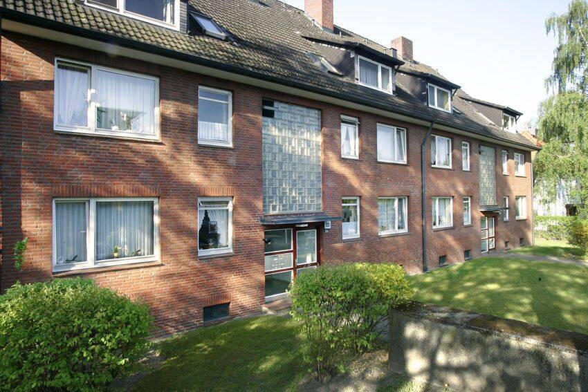 Top sanierte 2-Zimmer-Wohnung, zentral aber ruhig in HH-Bramfeld, 22179 Hamburg (Wandsbek Bramfeld)