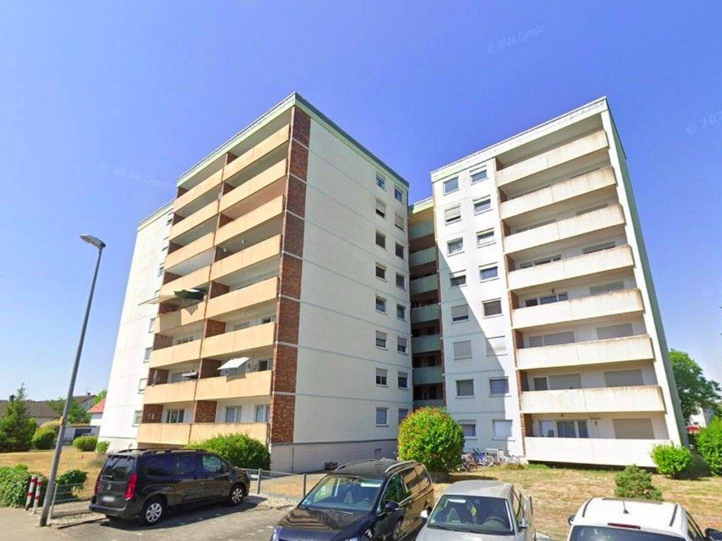 Gut geschnittene 2-Zimmer-Wohnung über den Dächern von Groß-Gerau Dornheim, 64521 Groß-Gerau