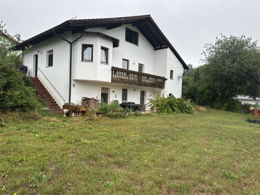 Nähe Passau bei Otterskirchen: Großzügiges Einfamilienhaus, 94575 Windorf