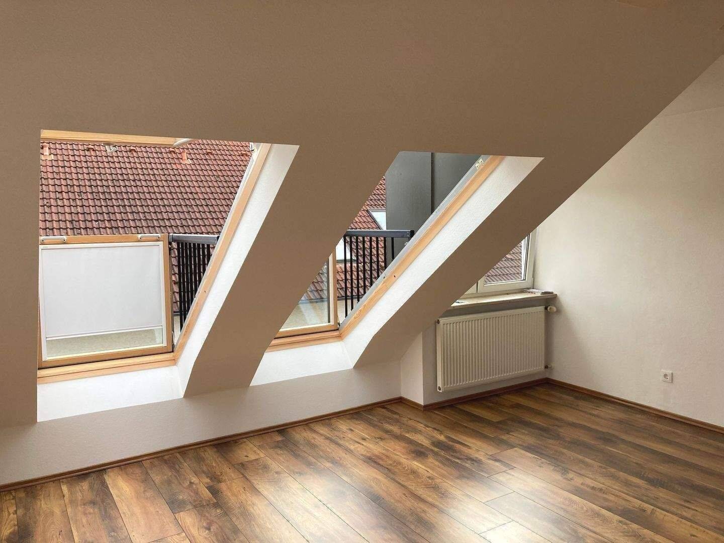 Helle 4-Zimmer-Wohnung in Großschwarzenlohe | Frei ab Sofort, 90530 Wendelstein