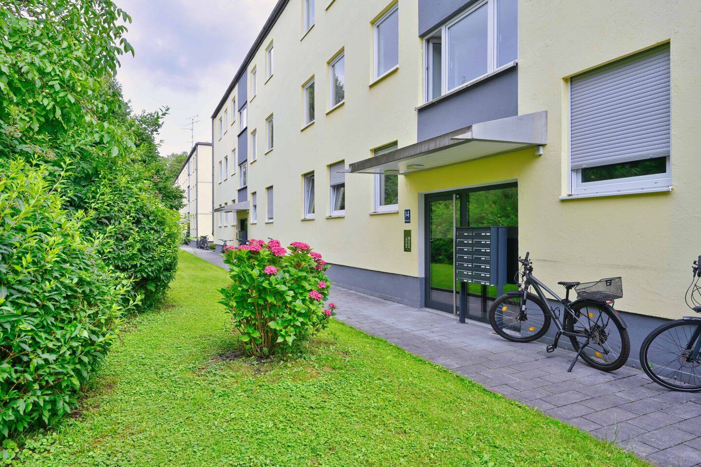 SCHNÄPPCHEN – 3 ZKB mit Balkon *Provisionsfrei ins Eigenheim*, 81243 München (Aubing-Lochhausen-Langwied Pasing-Obermenzing)