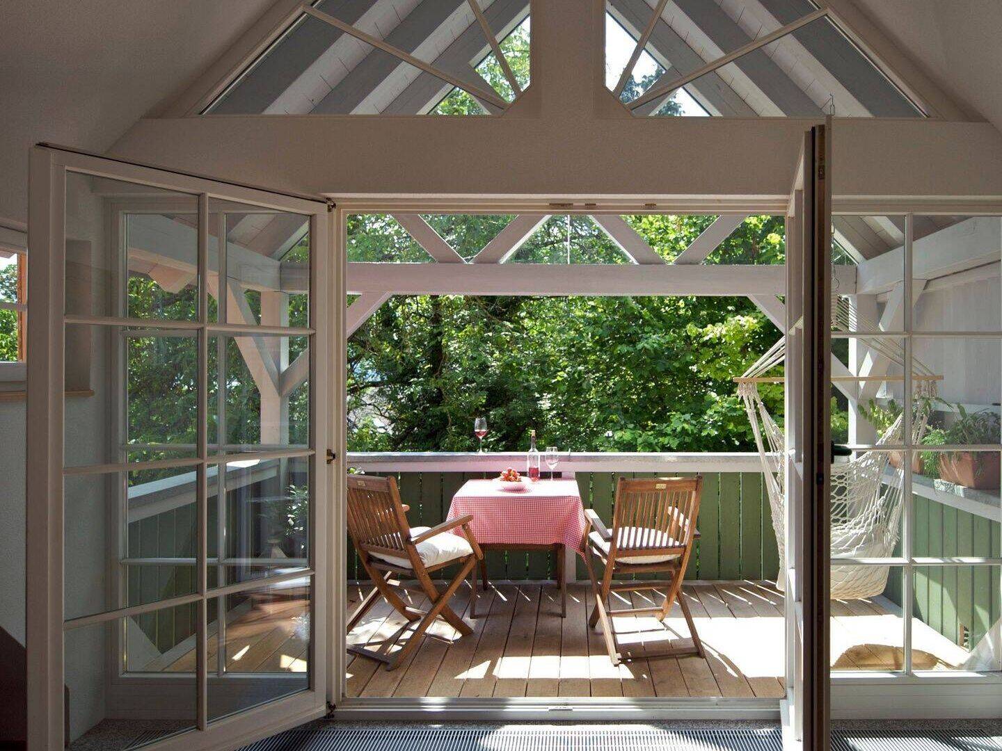 Charmante Dachgeschosswohnung mit Seeblick in denkmalgeschütztem Fachwerkhaus in Sipplingen, 78354 Sipplingen