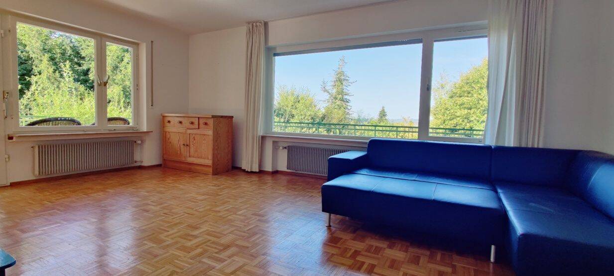 ruhige, helle 4,5 Zi-Whg mit großem Garten, 88250 Weingarten