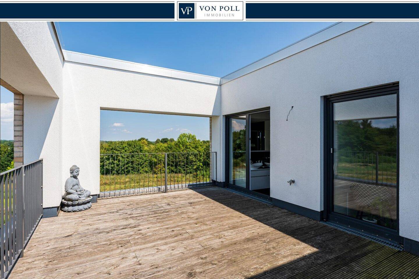 IN WOLFSBURGS ANGESAGESTER LAGE – HIGHEND STADTHAUS MIT DACHTERRASSE UND BLICK INS GRÜNE, 38446 Wolfsburg