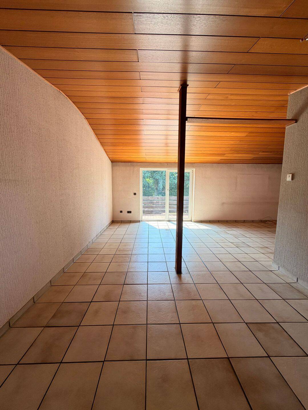 3 Zimmerwohnung zu vermieten, 67304 Eisenberg (Pfalz)