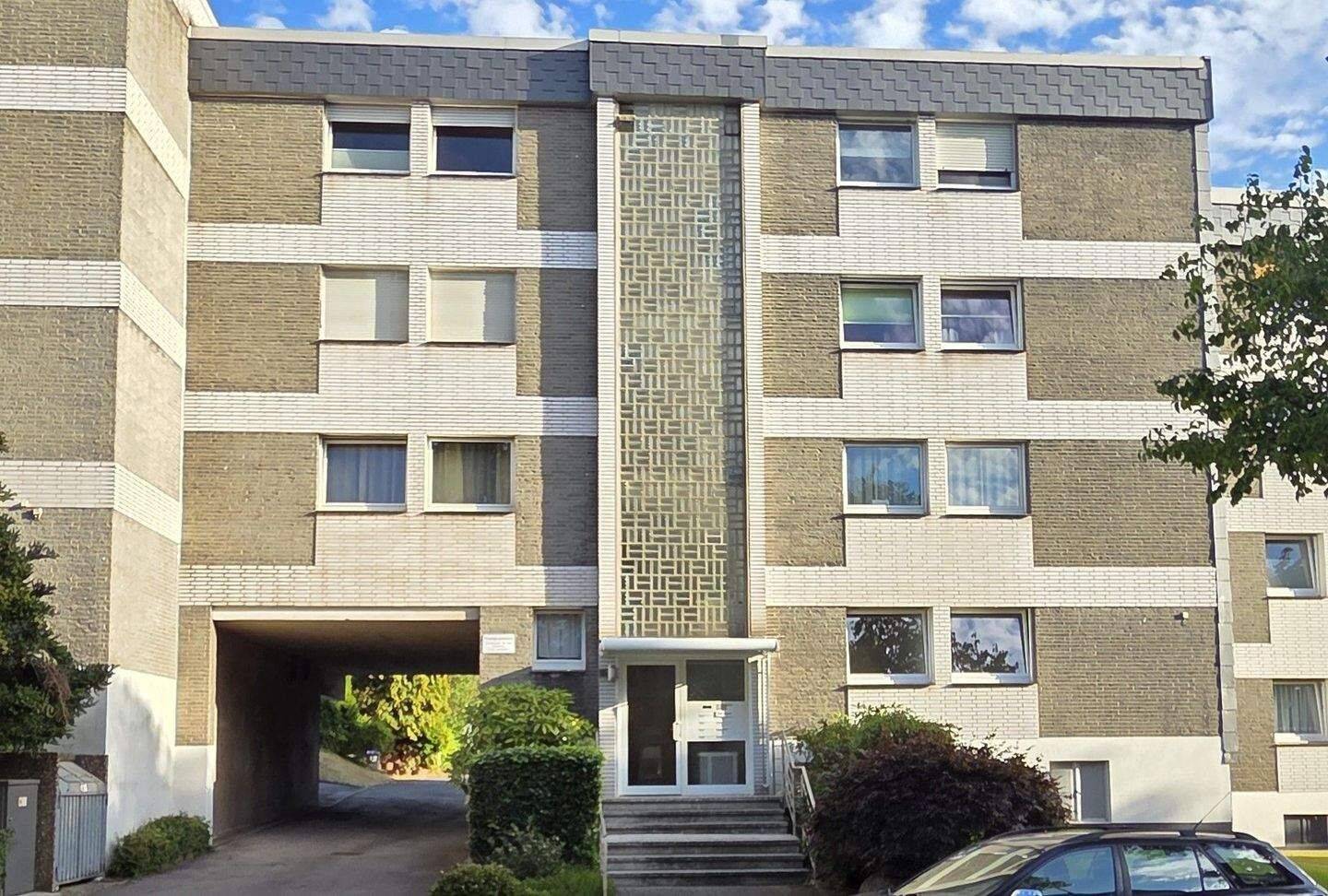 IHRE GELEGENHEIT!!! RENOVIERTE + TOP AUFGETEILTE 3 ZIMMER ERDGESCHOSSWOHNUNG mit BALKON in MÜLHEIM-SPELDORF!!!, 45478 Mülheim an der Ruhr (Broich Speldorf)