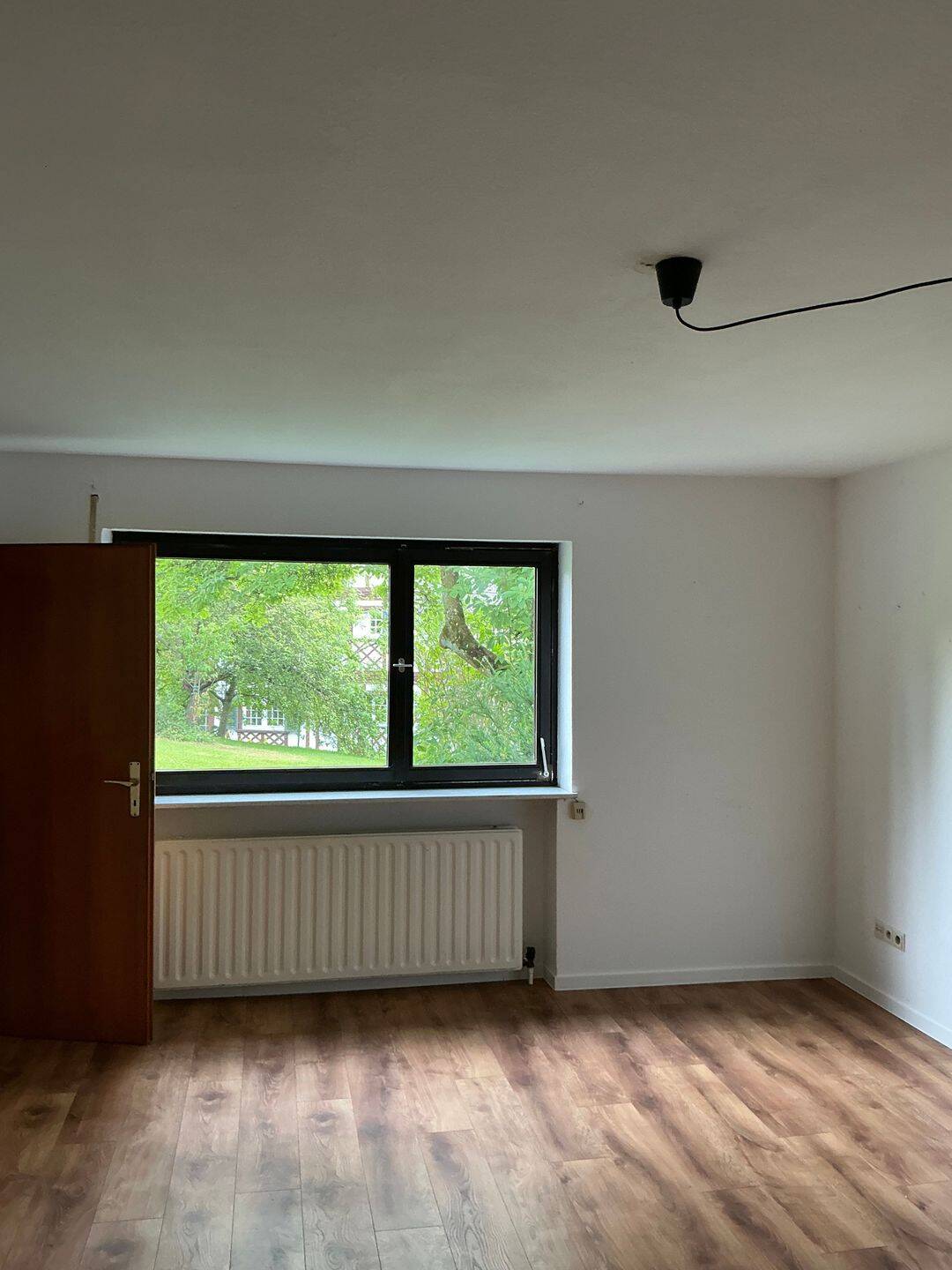 Wohnen im Grünen – charmante 2-Zimmer-Wohnung am Stadtgarten in Oberkirch, 77704 Oberkirch