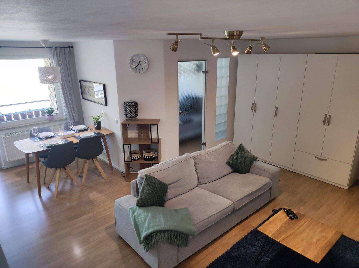 Möblierte 1,5-Zi.-Wohnung mit Balkon | München-Laim Wohnen auf Zeit | Ruhig | Top Anbindung, 80687 München (Laim Pasing-Obermenzing)