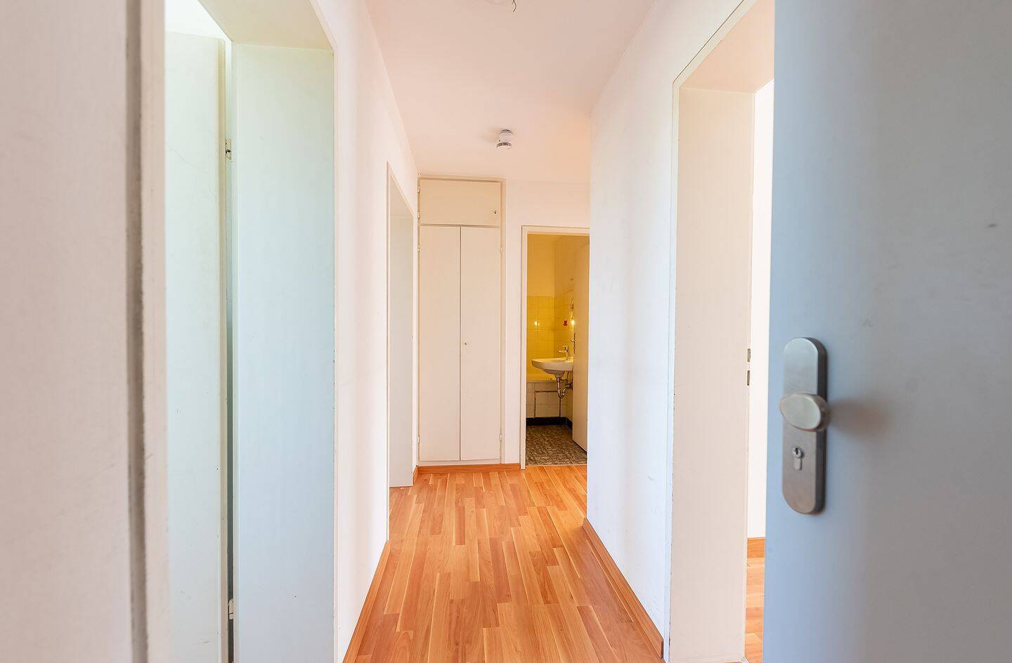 Hereinspaziert! Charmante 3-Zimmer Wohnung mit Süd-Loggia, 81477 München (Thalk. Obersendl.-Forsten-Fürstenr.-Solln)
