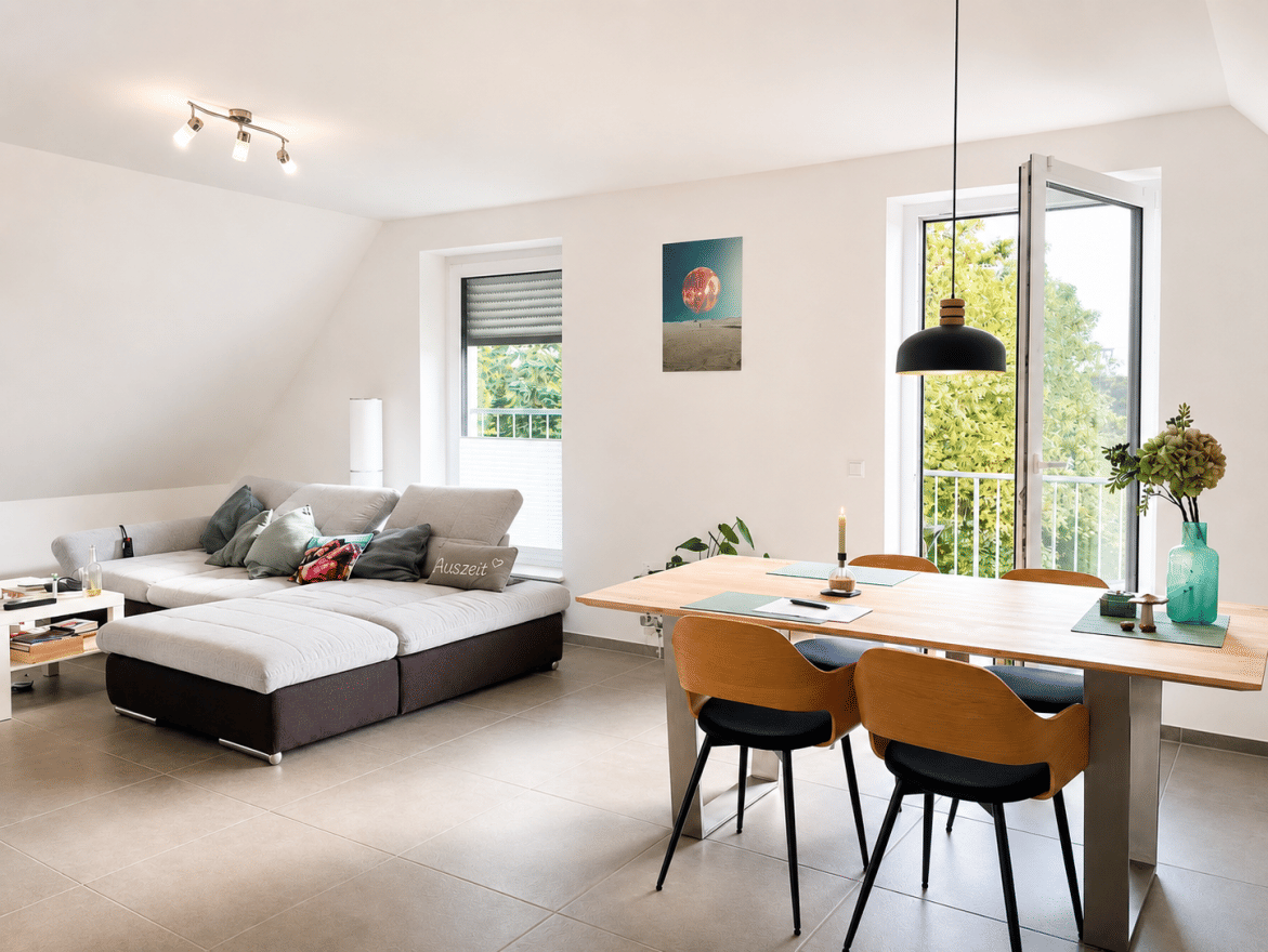 NEU: Große barrierefreie Dachgeschosswohnung mit schönem Balkon in Rheine -bezugsfrei-, 48431 Rheine