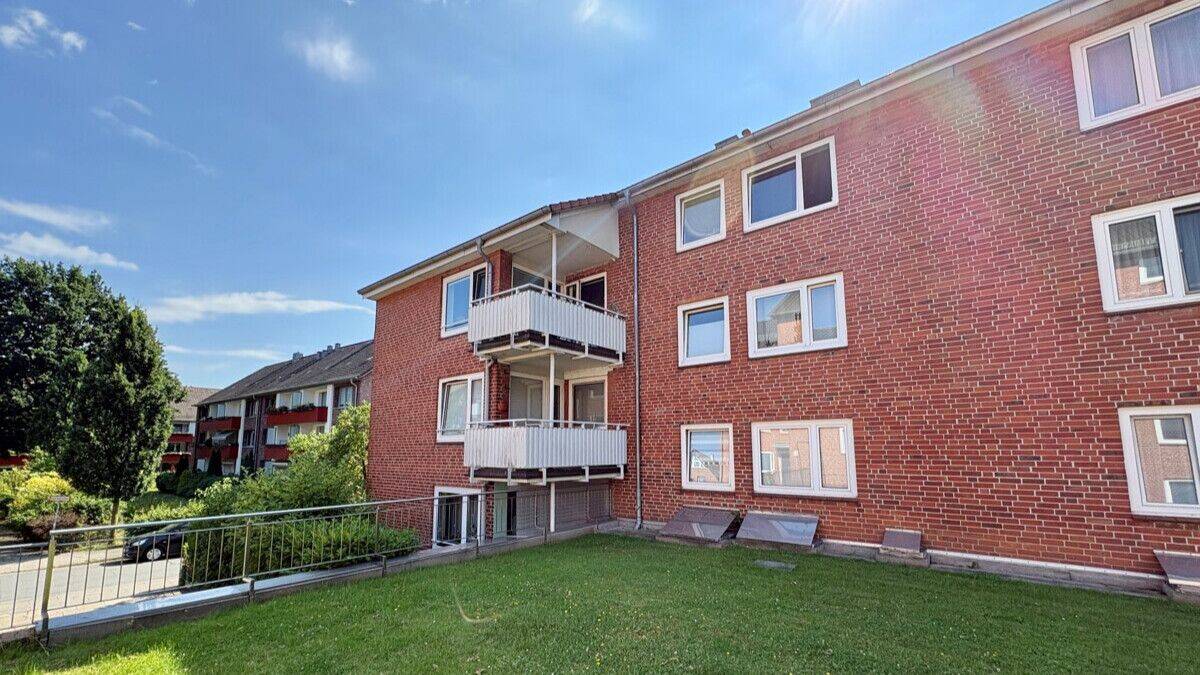 Moderne 3-Zimmer-Eigentumswohnung mit Balkon und Stellplatz, 21031 Hamburg (Bergedorf Lohbrügge)