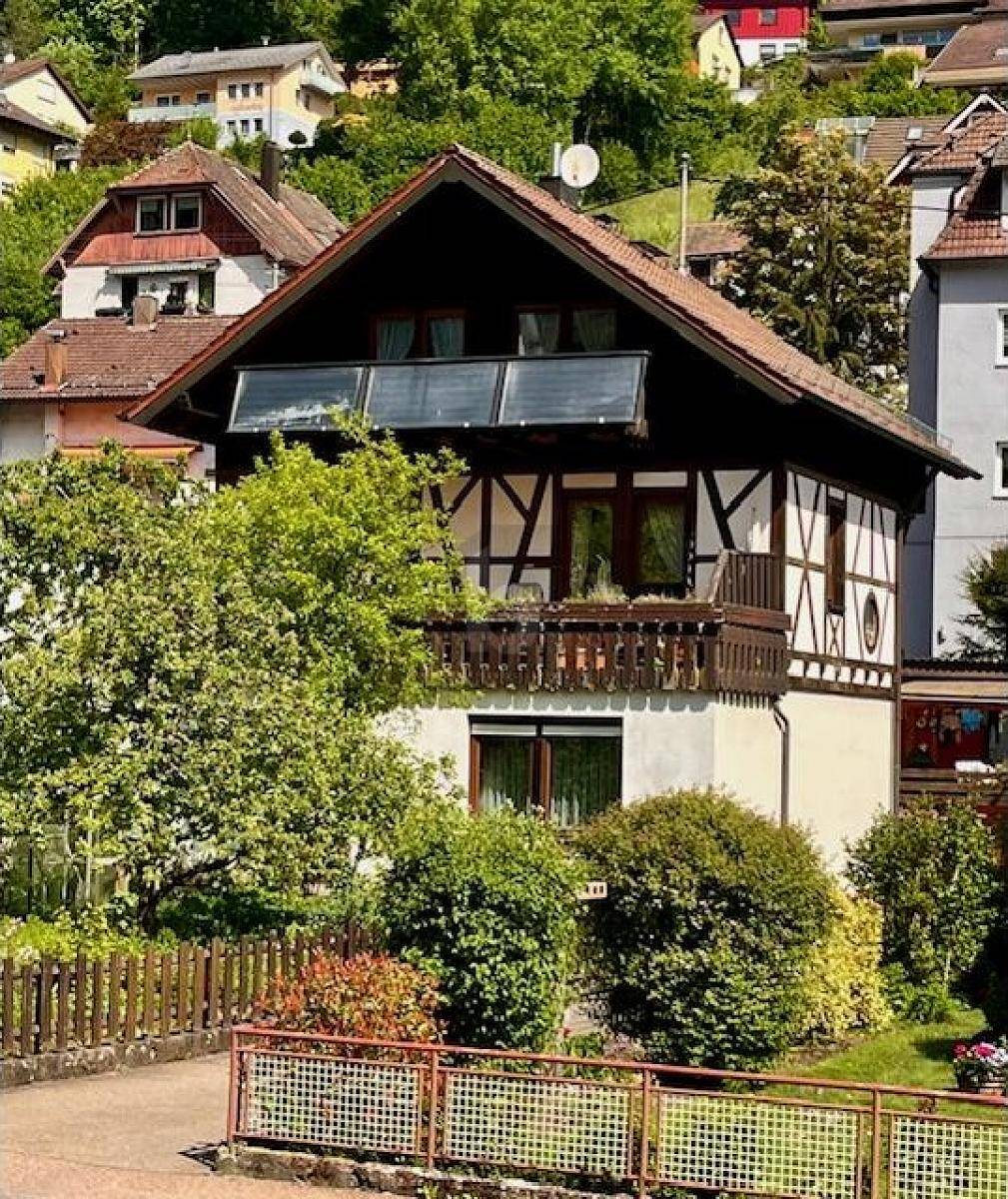 FAMILIENTRAUM IN BAD WILDBAD – MIT POTENTIAL, 75323 Bad Wildbad