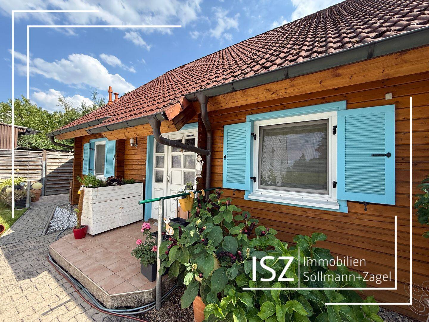 Charmantes EFH BJ 1997, 5 Zimmer 429 m² Grund, ca. 148 m² Wohnfl., Südterrasse, off. Küche, Carport, 90469 Nürnberg (Falkenheim Gartenstadt Kettelersiedlung Langwasser Rangierbahnhof)