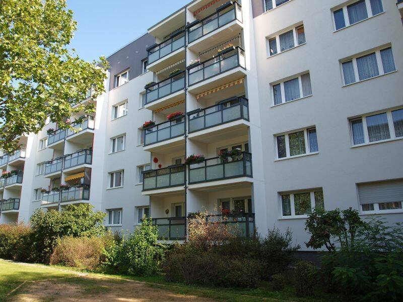 Nachnutzer gesucht! 3-Zimmerwohnung mit Balkon und Dusche…, 6128 Halle (Saale) (Böllberg-Wörmlitz Gesundbrunnen Innenstadt Silberhöhe Südstadt)
