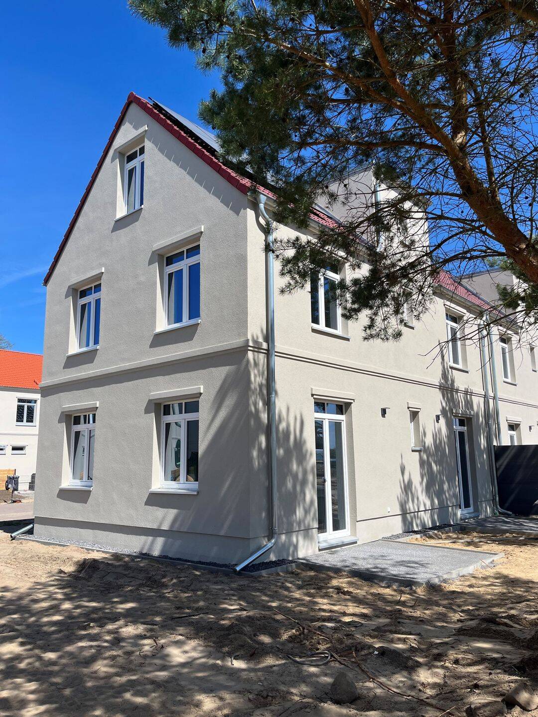 Familien aufgepasst: Doppelhaushälfte mit Garten am Berliner Stadtrand – unter 14 € / m², 14621 Schönwalde-Glien
