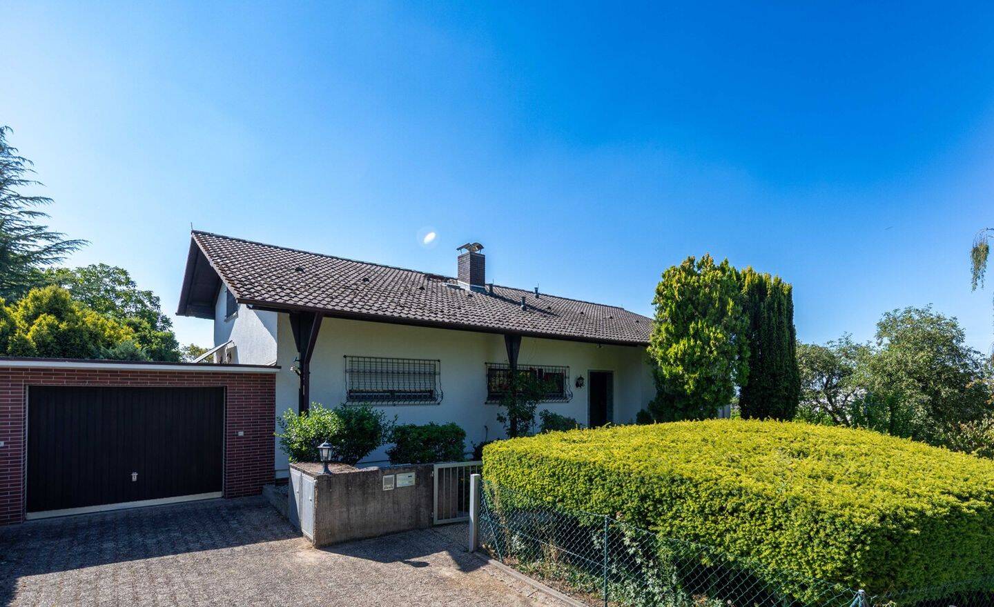 Ein Zuhause mit Weitblick – großzügiges Wohnen in besonderer Lage, 64380 Roßdorf