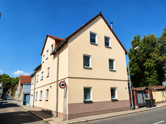 Hochwertig modernisierte und barrierearme 4-Zimmer-Eigentumswohnung mit Stellplatz in Erfurt-Hochheim, 99094 Erfurt
