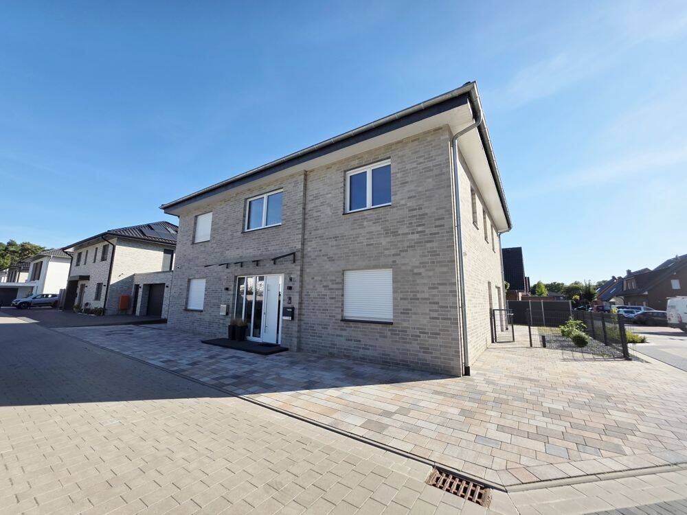 Großzügige Erdgeschosswohnung mit Terrasse – modern, energieeffizient & neuwertig, 33428 Harsewinkel