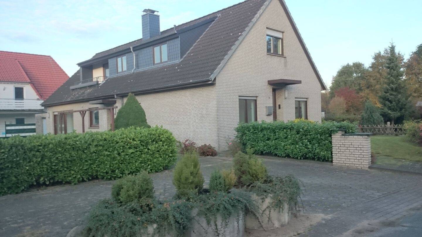 Wohnung mit Charme! Moderne 4-Zimmer-Wohnung mit Balkon im 1. OG, 28832 Achim