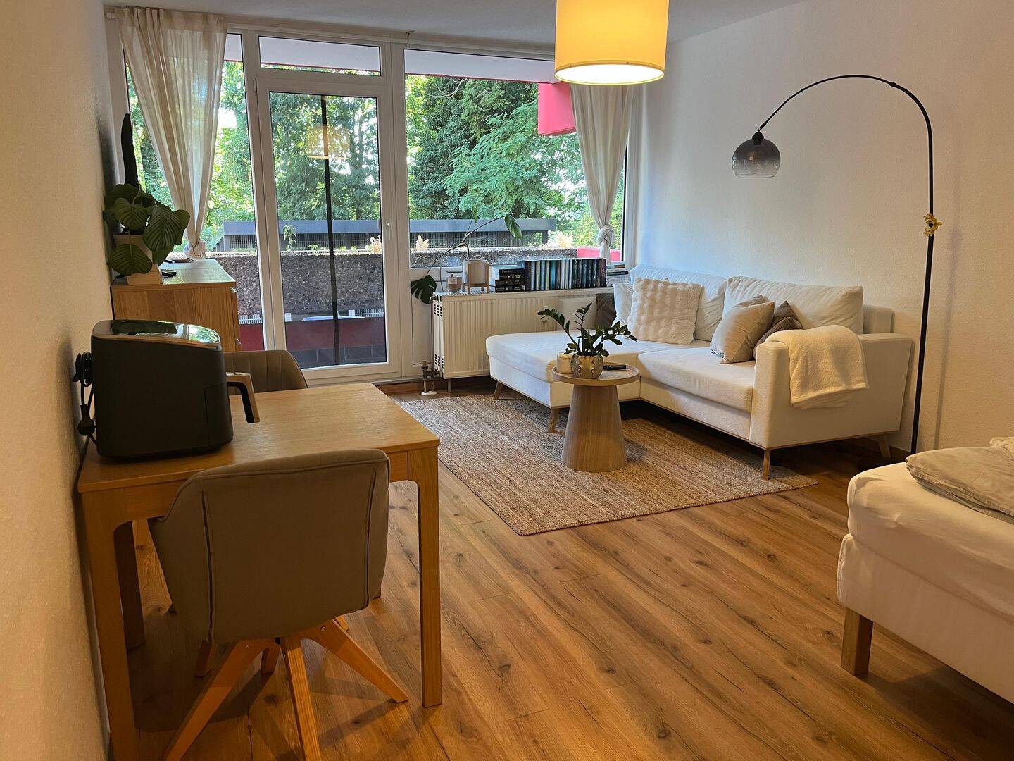 Moderne 1-Zimmer-Wohnung mit Balkon und Pantry-Küche am Eschberg, 66121 Saarbrücken