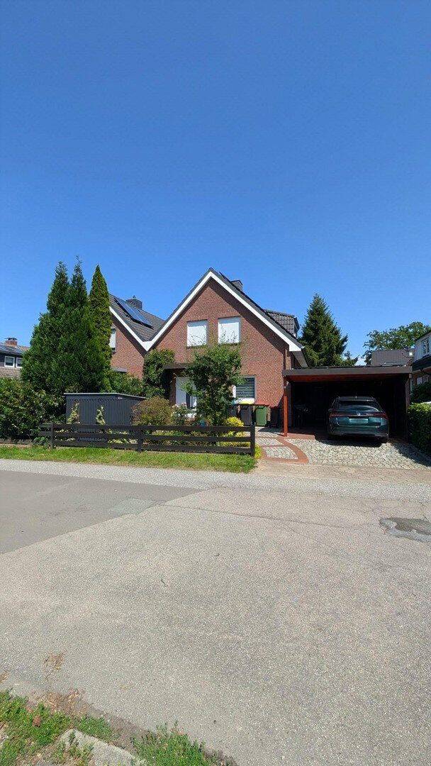 Familienidyll in ruhiger Lage (Haus courtagefrei, Energieklasse A), 22149 Hamburg (Wandsbek Rahlstedt Tonndorf)
