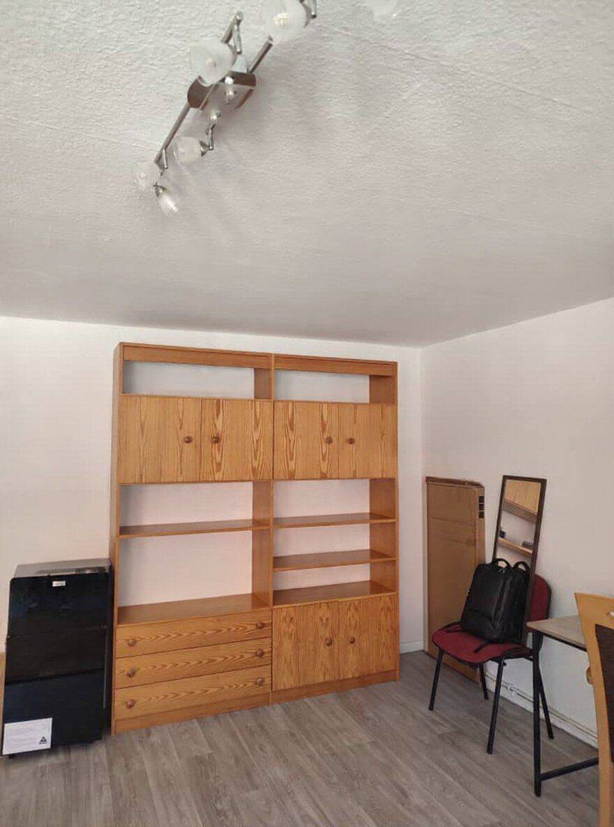 310 € – Zimmer in 2er-WG in Hildesheim ab 01.10.2026 (Strom, WLAN, Nebenkosten inkl. – insgesamt 397 €) – besonders geeignet für Studenten, 31134 Hildesheim