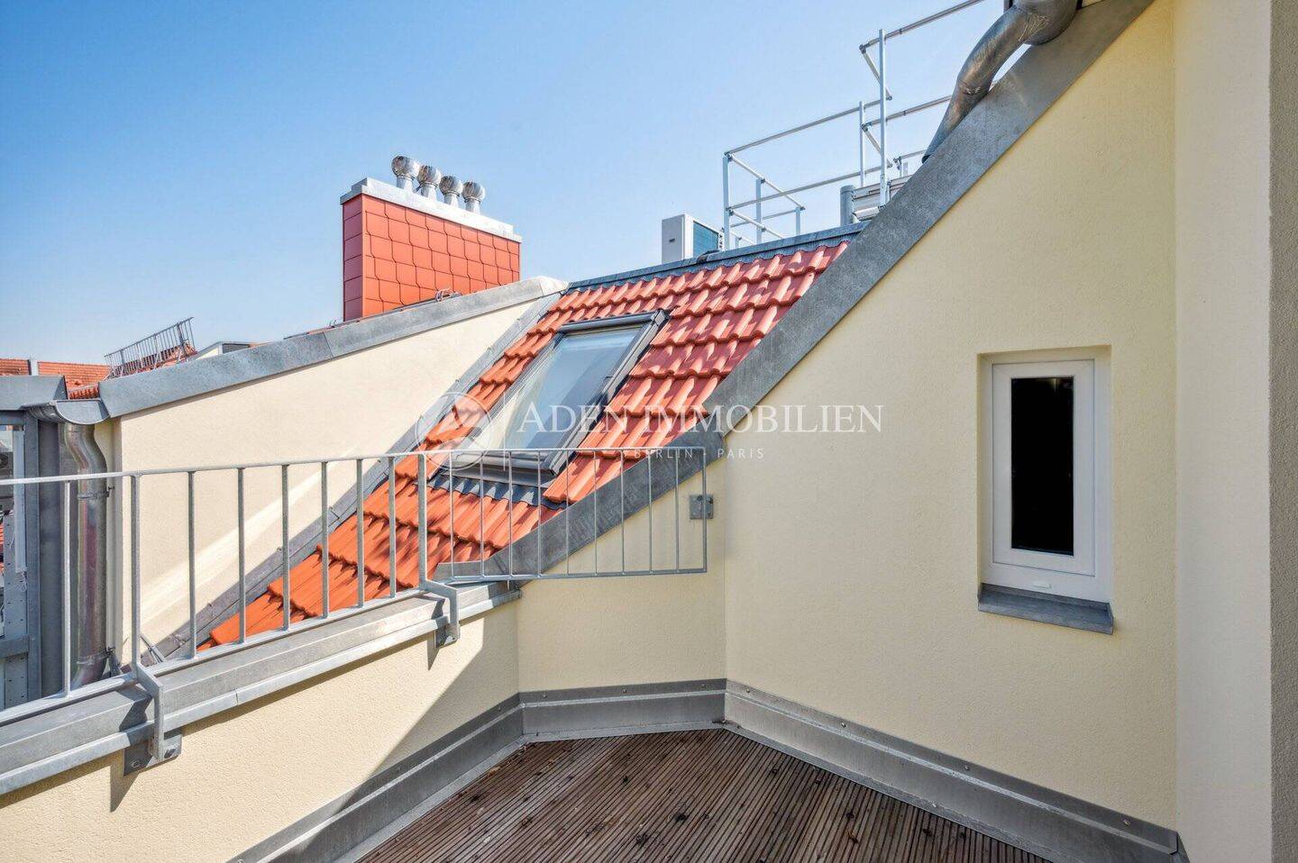 *Über den Dächern von Köpenick*Helle 3-Zi. Neubau Dachwohnung mit Aufzug und Terrasse!!!*, 12459 Berlin (Treptow-Köpenick)