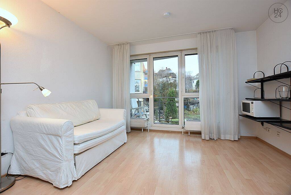 Klassisch möbliertes Apartment mit Tiefgarage und Internet in Stuttgart Feuerbach, 70469 Stuttgart (Feuerbach Zuffenhausen)