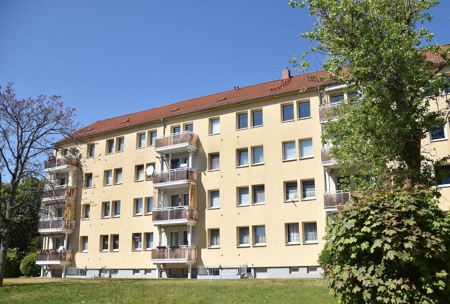 3-Raum-Wohnung mit Balkon und Blick ins Grüne!, 4435 Schkeuditz