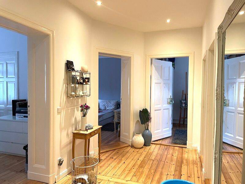gepflegte 4 Zimmer Altbau Wohnung in einem 4 Parteien Haus in ruhiger Lage vom Hermsdorf, 13467 Berlin (Reinickendorf Hermsdorf)