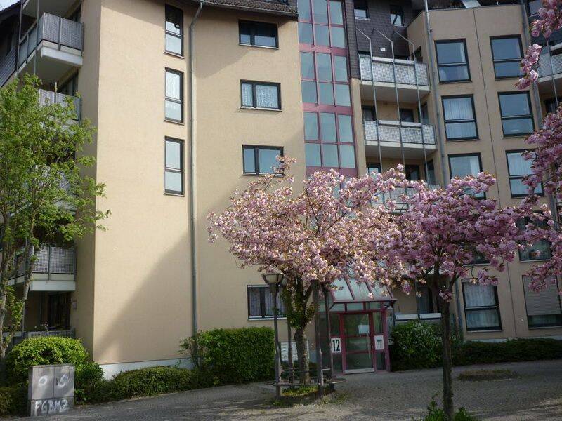 modernisierte 2,0-Zimmer-Wohnung mit Balkon in Mainz Hechtsheim, 55129 Mainz (Bretzenheim Ebersheim Hechtsheim)