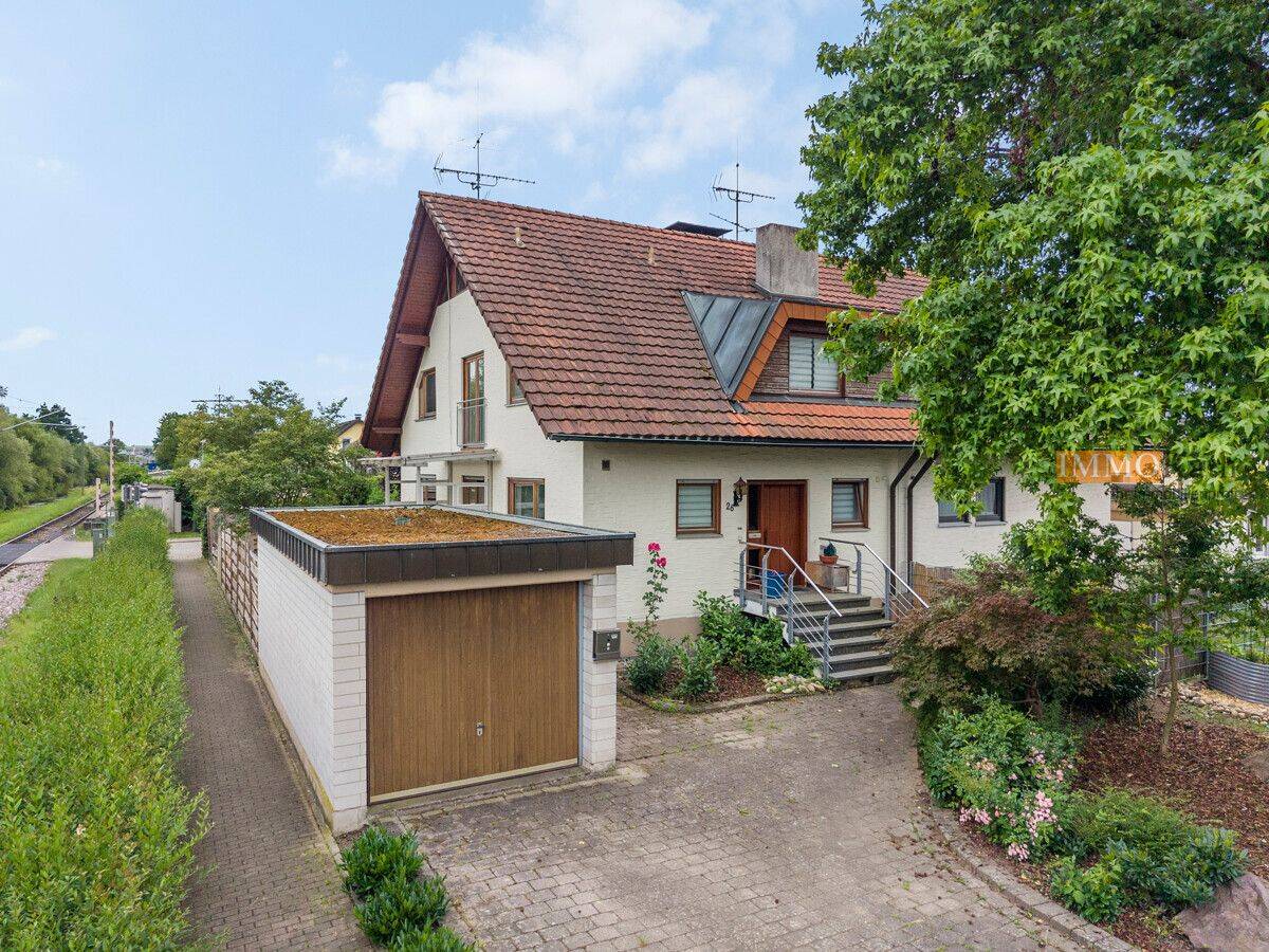 IMMORath.de – Doppelhaushälfte mit Einliegerwohnung und Garage, 79353 Bahlingen am Kaiserstuhl