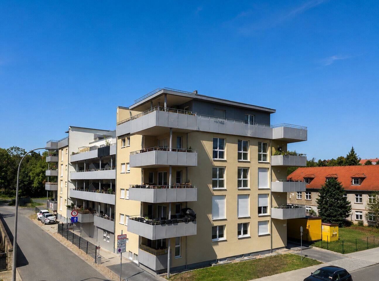 Zentrales Wohnen mit Komfort – Balkon, Aufzug & Tiefgarage, 17489 Greifswald