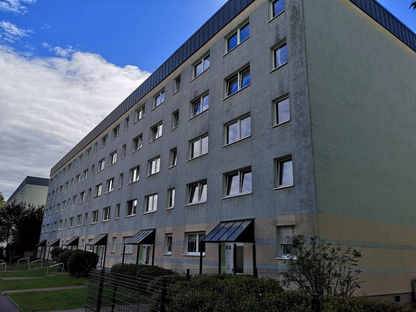 Klein, kompakt, preiswert – dein Single-Spot mit Balkon, 99867 Gotha