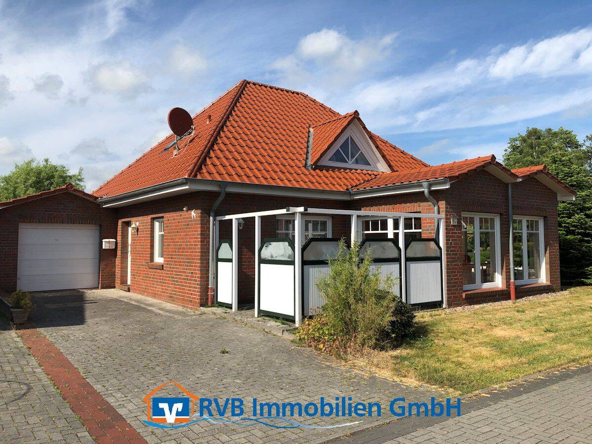 Einfamilienhaus mit Garage in Blomberg, 26487 Blomberg