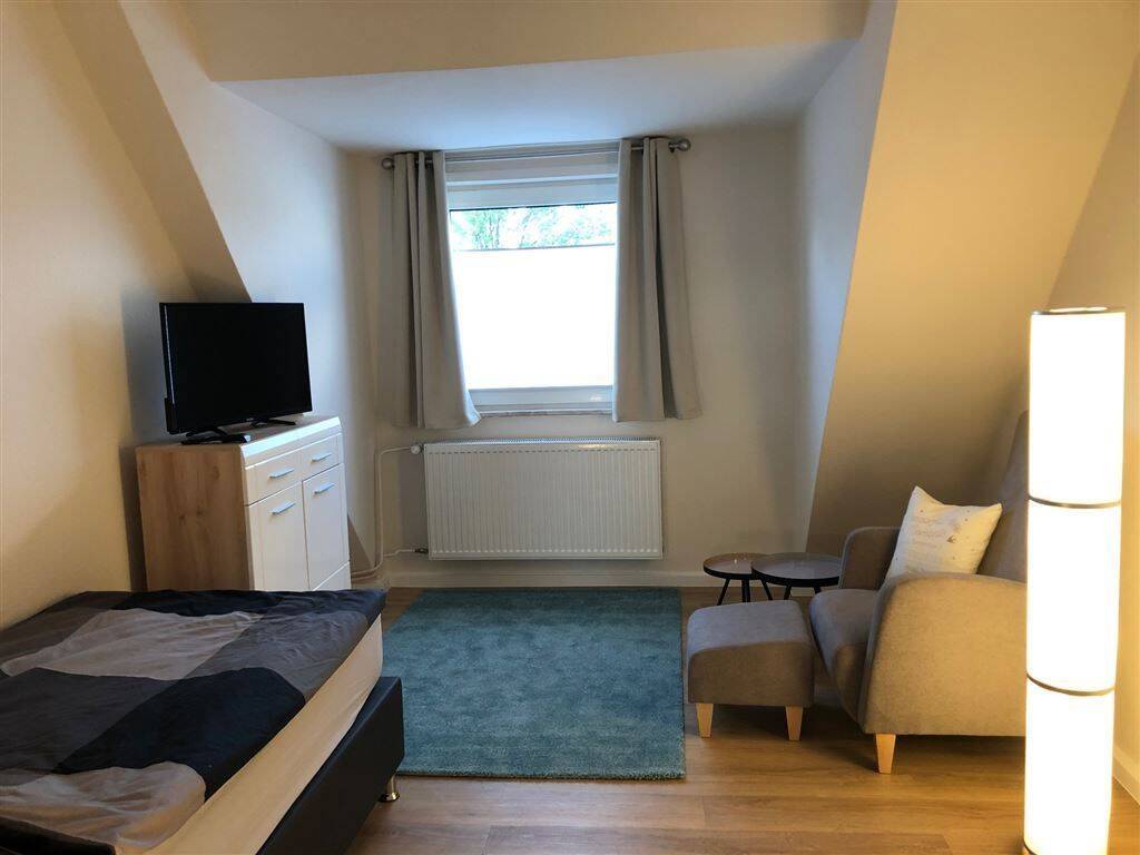 Holzminden – möbliertes, komplett ausgestattetes Apartment, 37603 Holzminden