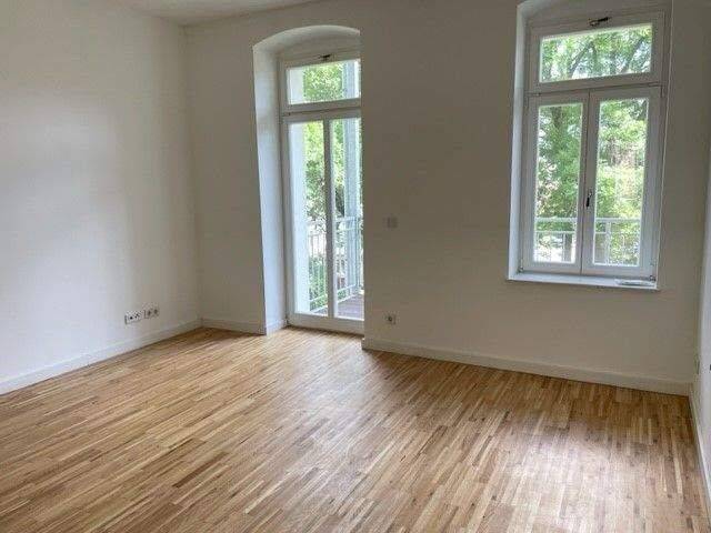 MODERNES WOHNEN! Wohnung mit Parkett, Fußbodenheizung, Balkon und Lift, 9130 Chemnitz (Hilbersdorf Sonnenberg Yorckgebiet Zentrum)