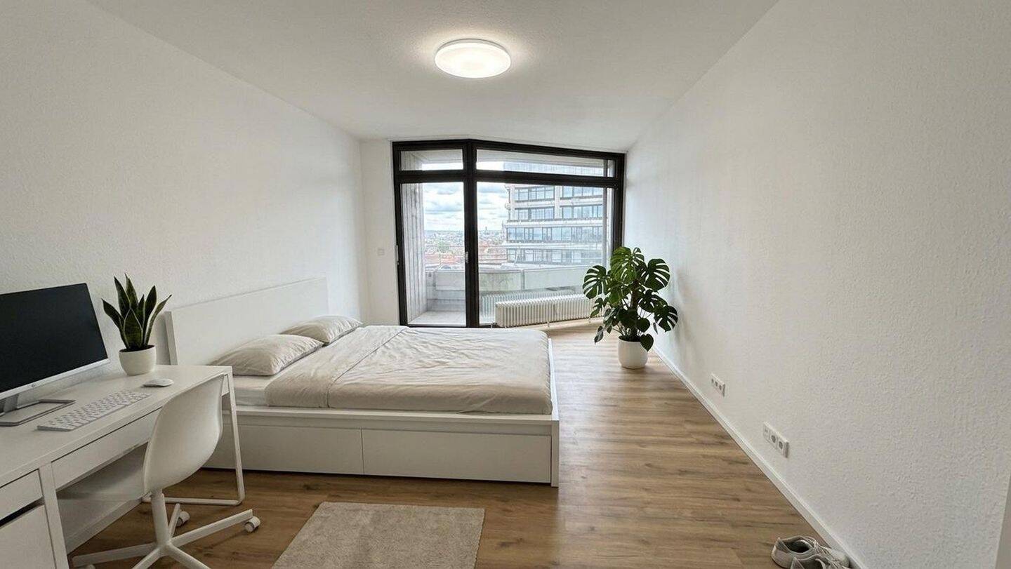 All-Inclusive: Frisch saniertes, vollmöbliertes Studio im 11. OG mit spektakulärem Stadtblick, 68165 Mannheim (Fahrlach Oststadt Schwetzingerstadt)